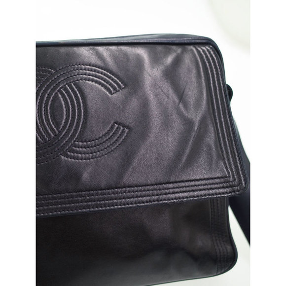 Chanel Coco Mark Shoulder Bag Black x Navy - Picture 7 of 8